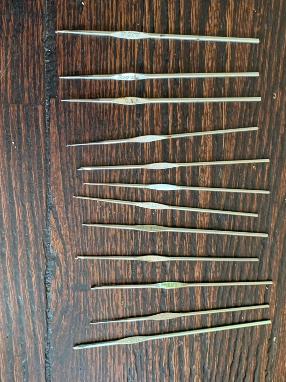 Vintage Steel Crochet Hooks Lot – Assorted Sizes USA & Metric (12 Pcs)